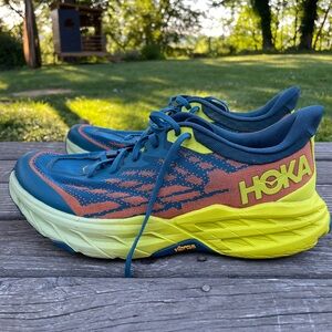 HOKA Speedgoat 5 men’s size 10 EUC